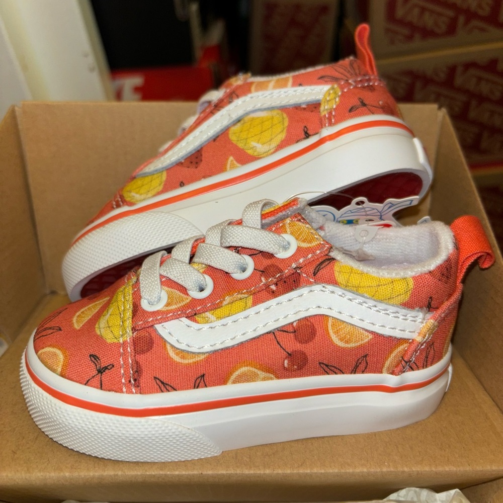 BRAND NEW Vans low top fruit summer cute girl shoes